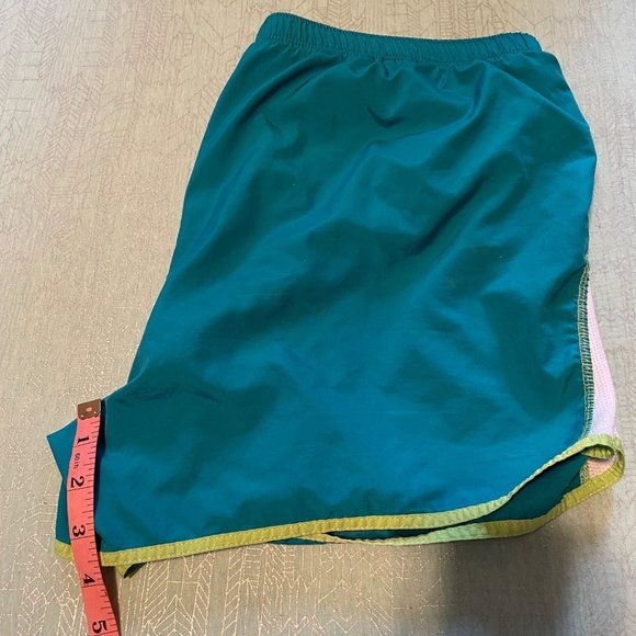 Champion running shorts with inner panty and hidden key pocket size M - Picture 11 of 11
